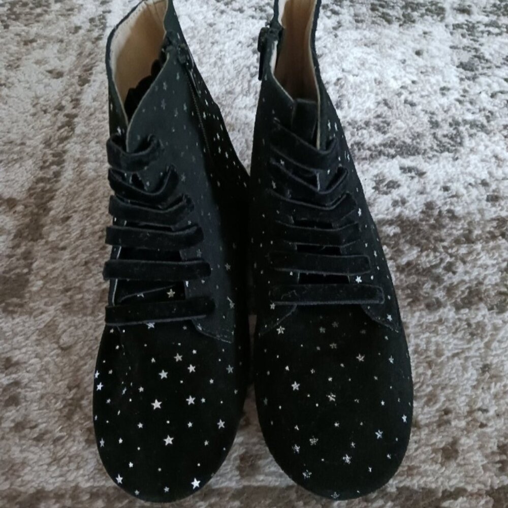 NWOT Women's Gothis Witchy Black Suede Boots EU 38